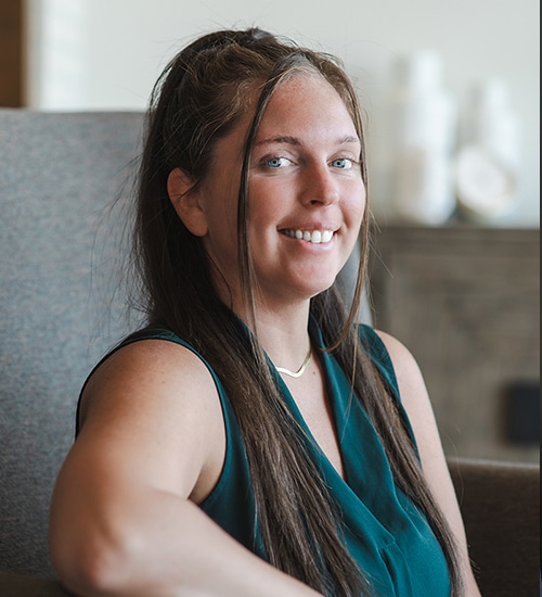Bernadette Willis - Front Desk Coordinator - Headquarters